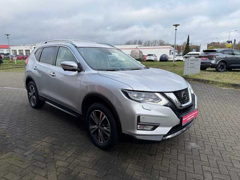 Nissan X-Trail 1.3 DIG-T Xtronic 4x2 N-Connecta mit AHK